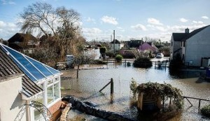 UK braced for severe storms